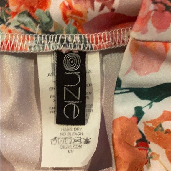 Onzie Leggings - Picture 3 of 4